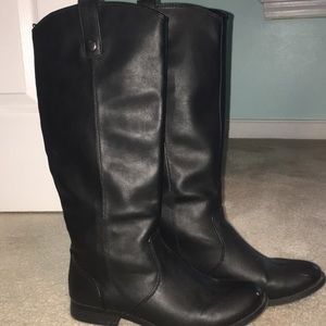 Black tall riding boots